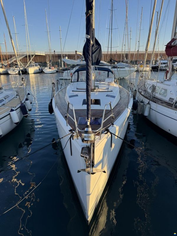 Hanse 415