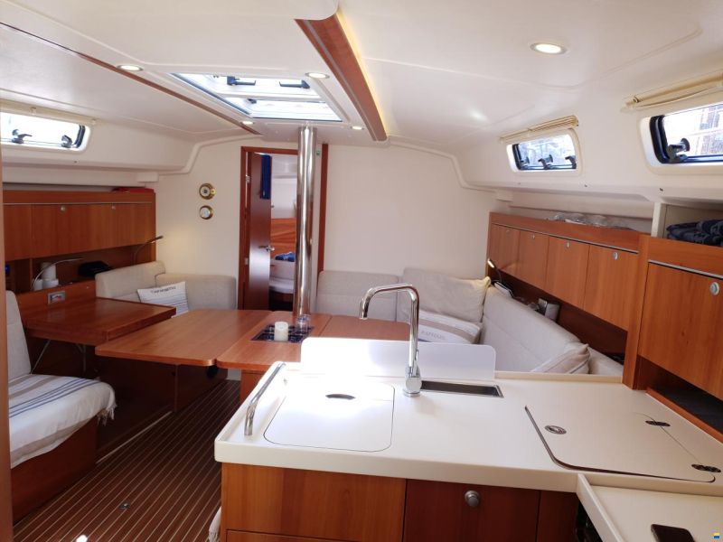 Hanse 415