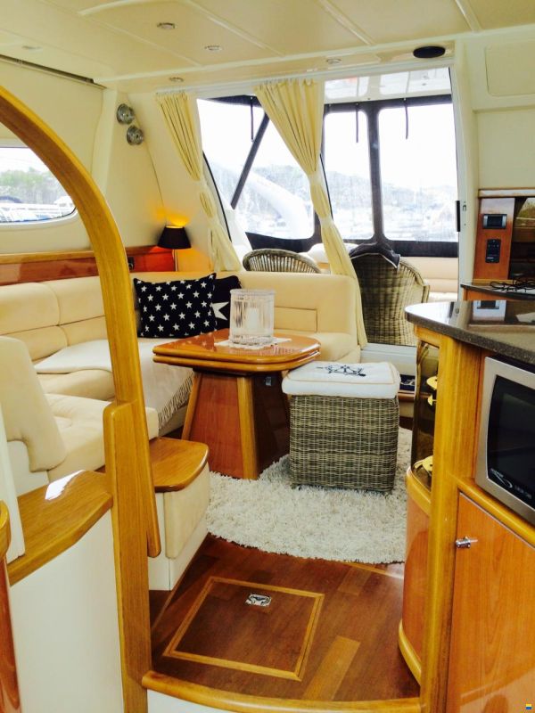 Sealine 42/5