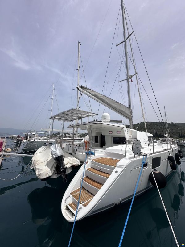Lagoon 440