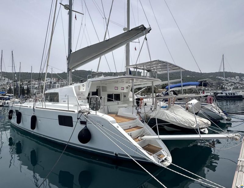Lagoon 440