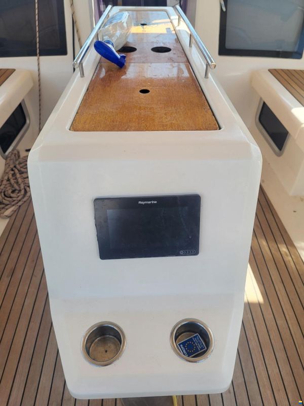 Dufour 412 GRAND LARGE
