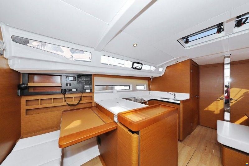 Jeanneau Sun Odyssey 440