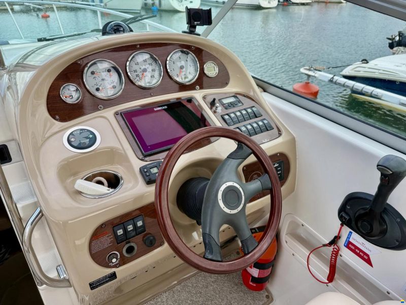 Chaparral 270 Signature