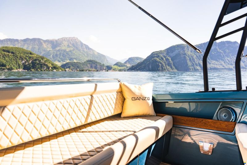 Ganz Boats Ovation 7X Open