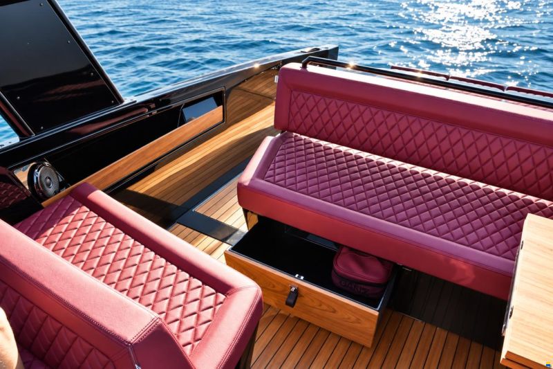 Ganz Boats Ovation 7X Open