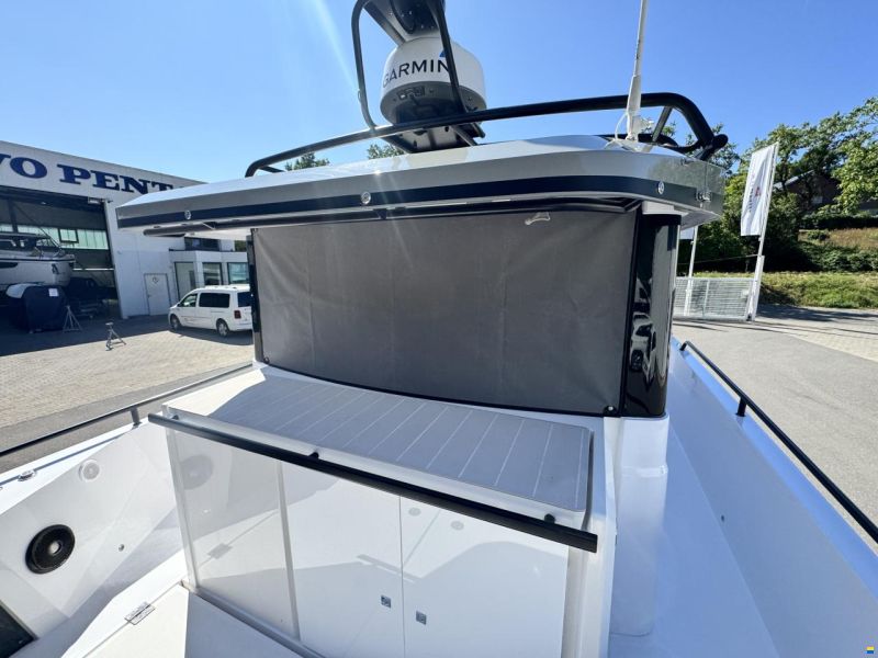 Axopar 37 Cross Cabin