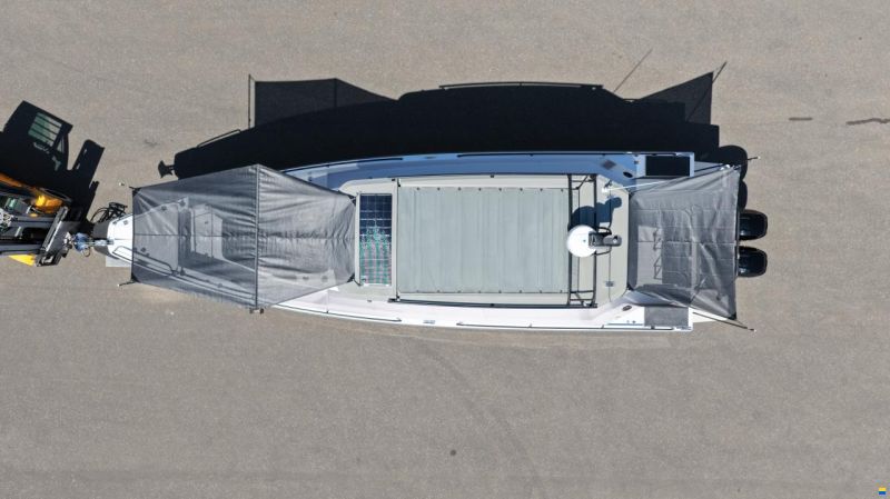 Axopar 37 Cross Cabin