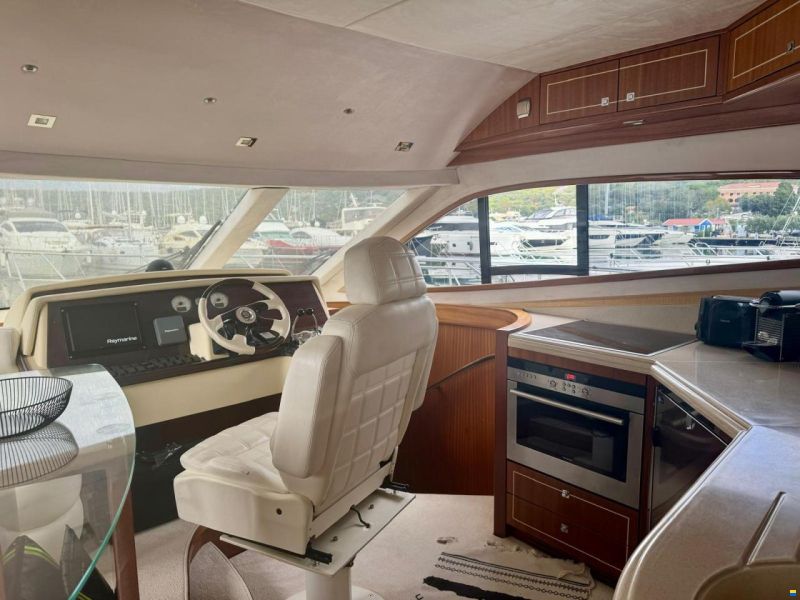 Galeon 530 Fly