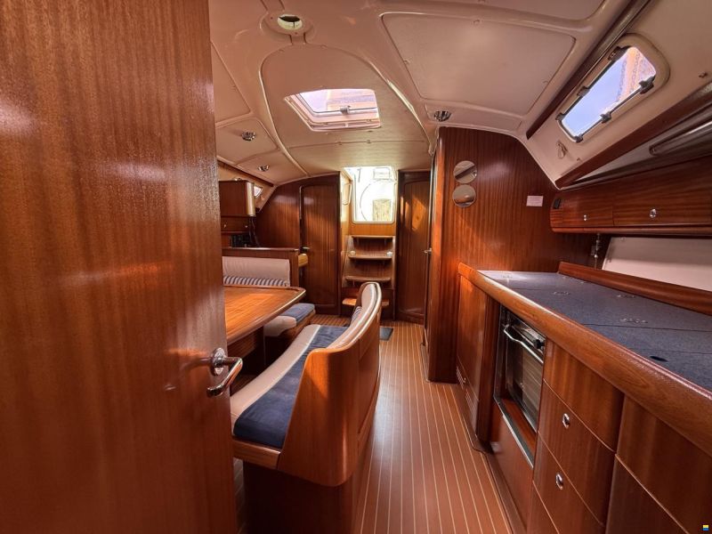 Bavaria 38-3