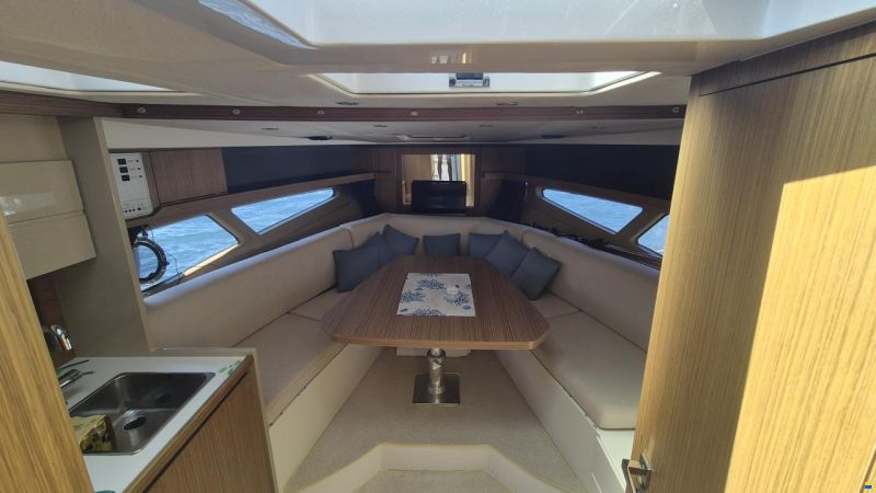 Azimut 34