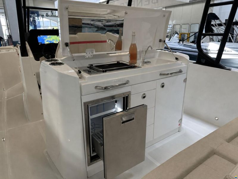 Wellcraft 28 T-Top