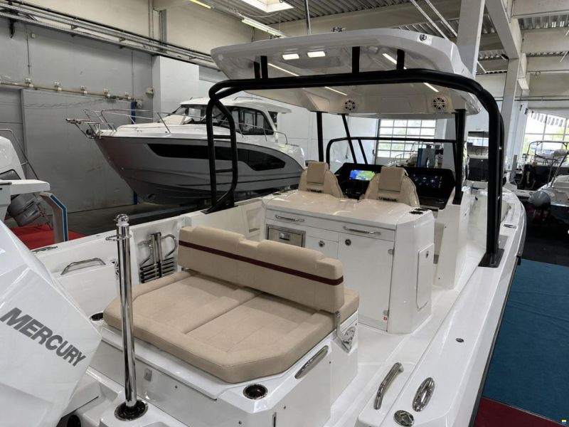 Wellcraft 28 T-Top