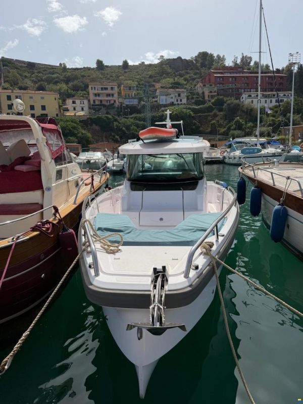 Axopar 29 XC Cross Cabin