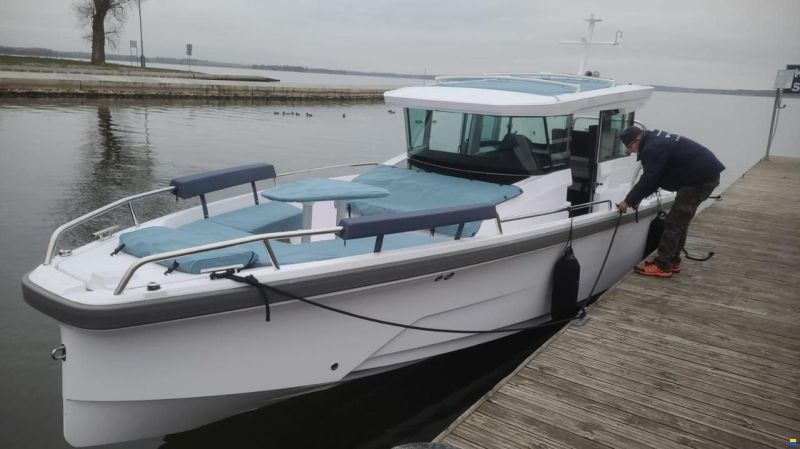 Axopar 29 XC Cross Cabin