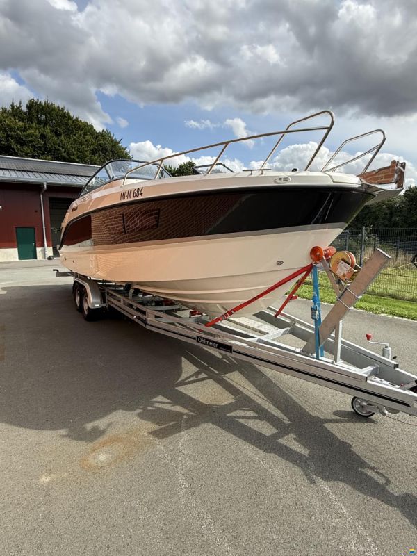 Quicksilver 805 Cruiser mit 2x Mercury F200XL V6
