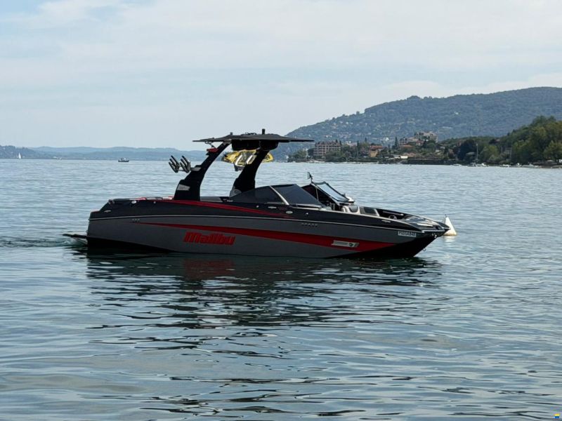 Malibu M235 Mastercraft Nautiqe Tige Centurion