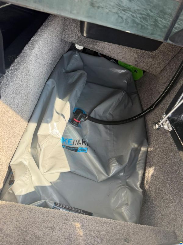 Malibu M235 Mastercraft Nautiqe Tige Centurion