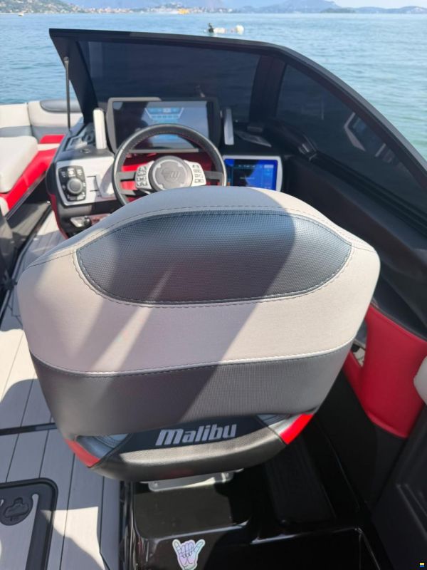 Malibu M235 Mastercraft Nautiqe Tige Centurion