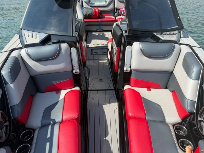 Malibu M235 Mastercraft Nautiqe Tige Centurion