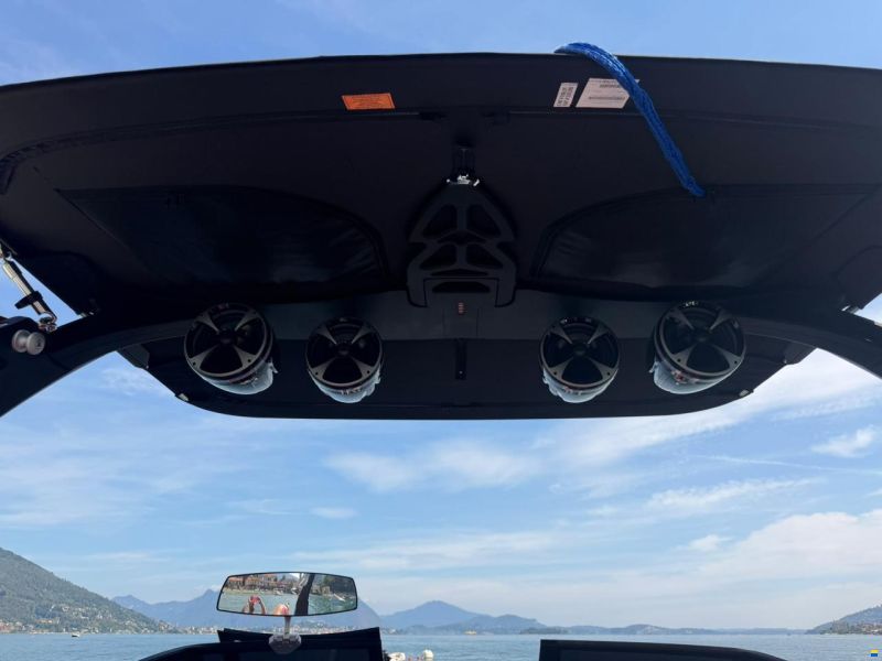 Malibu M235 Mastercraft Nautiqe Tige Centurion