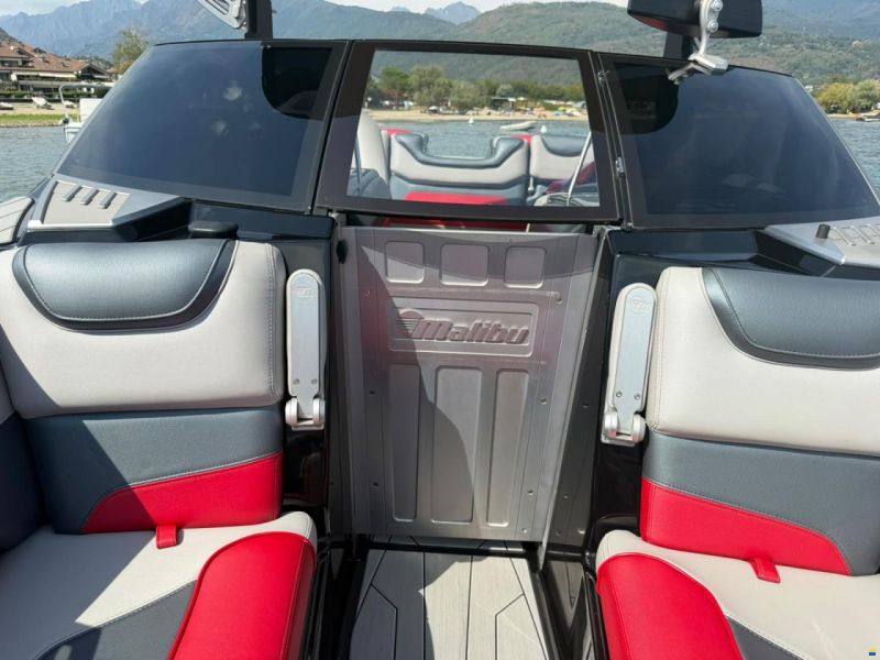 Malibu M235 Mastercraft Nautiqe Tige Centurion