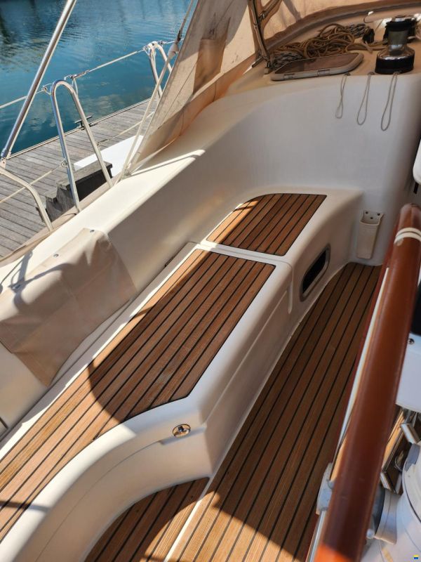 Beneteau Oceanis 423