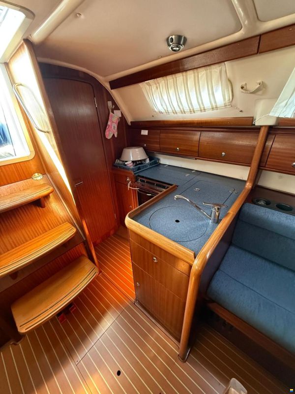 Bavaria Cruiser 32
