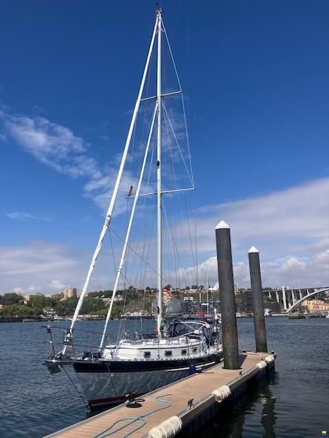 Valiant Yachts Valiant 42