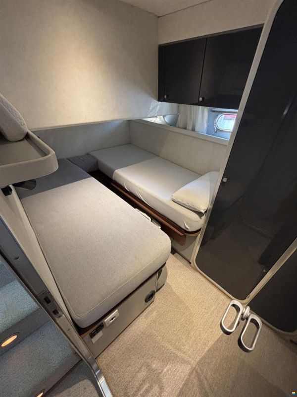 Ferretti ALTURA 52