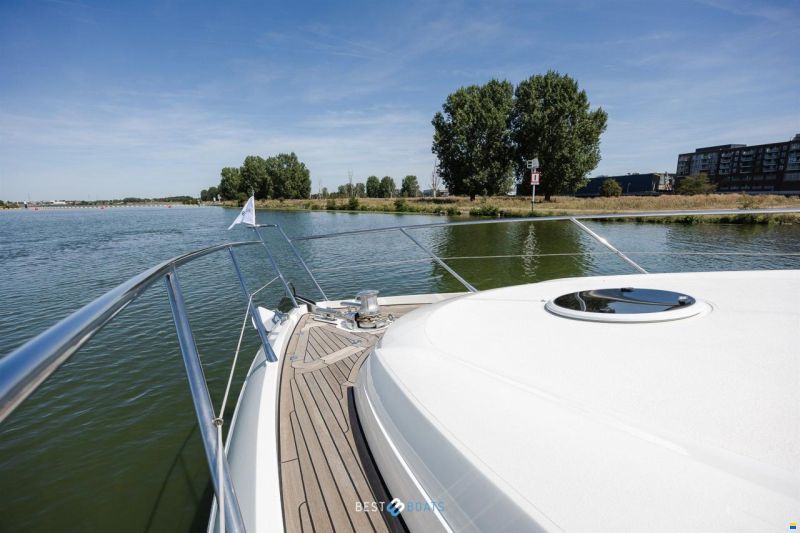 Sunseeker Manhattan 64