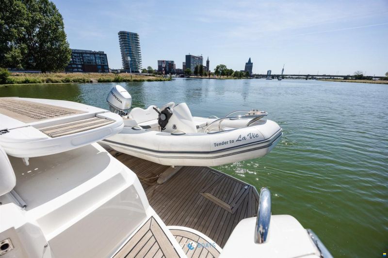 Sunseeker Manhattan 64