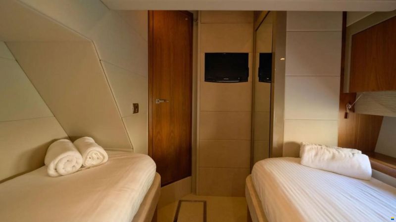 Sunseeker Predator 60