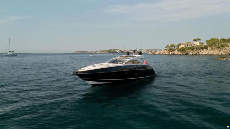 Sunseeker Predator 60