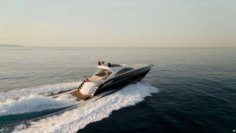 Sunseeker Predator 60