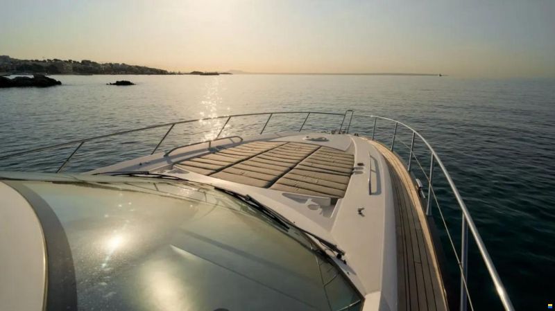 Sunseeker Predator 60