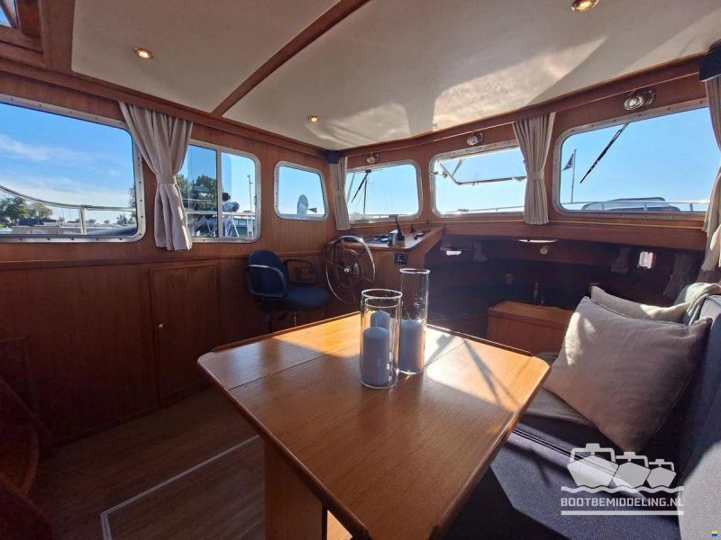 Stevens Nautical Columbus Spiegelkotter 10.50 AK
