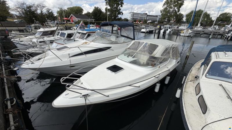 Laguna 7500
