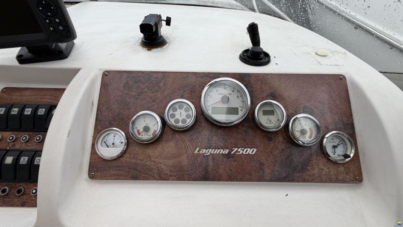 Laguna 7500