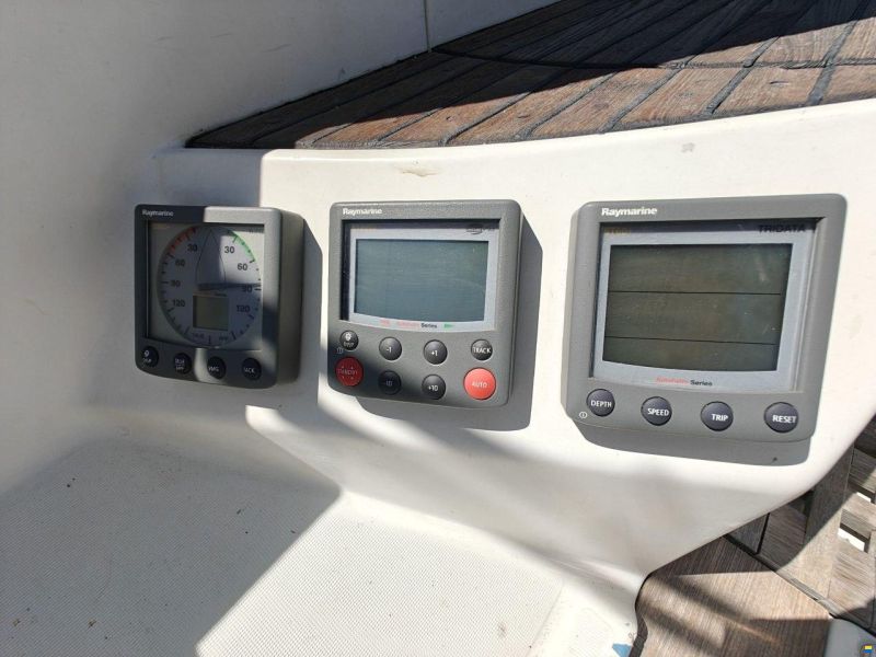 Beneteau First 405