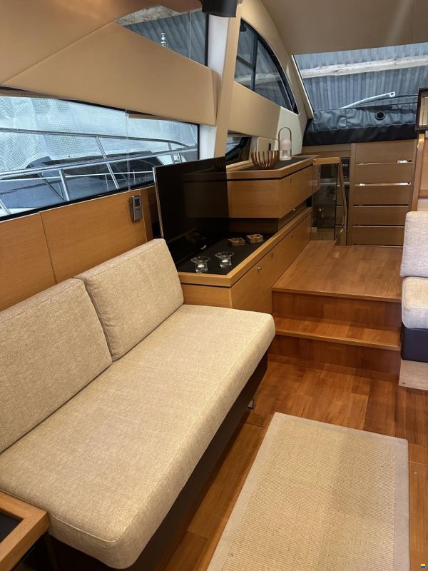 Fairline Phantom 48