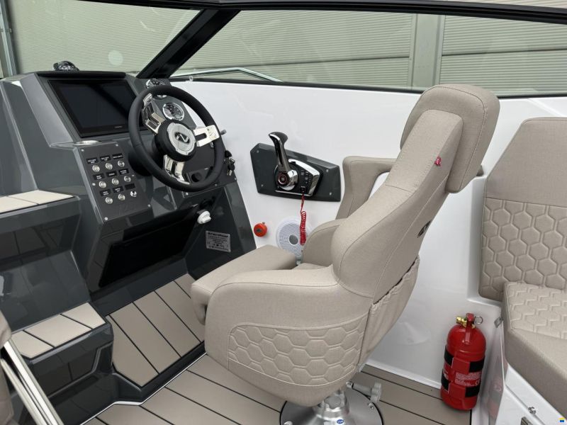 Nordkapp Noblesse 720