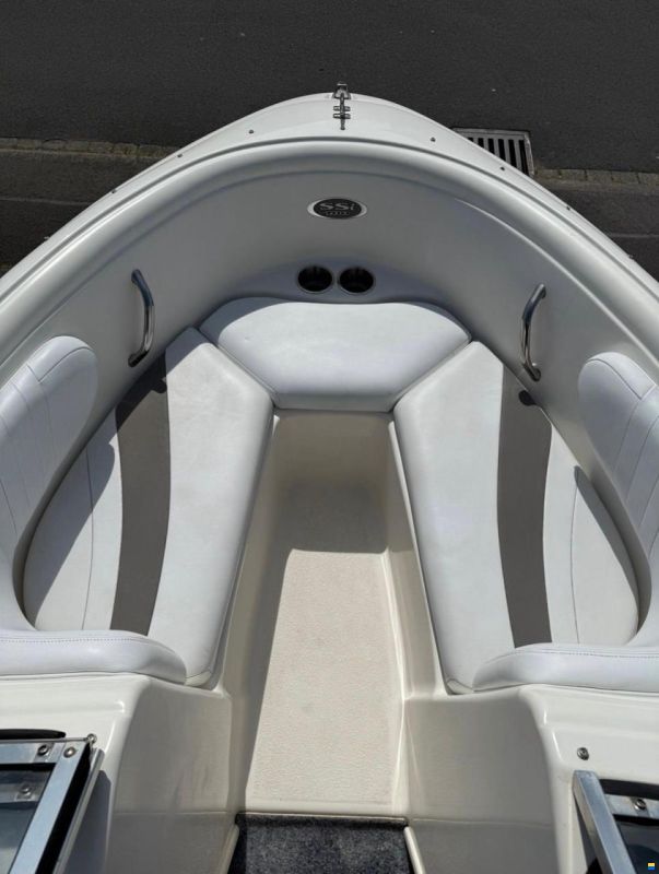 Chaparral 180 SSI