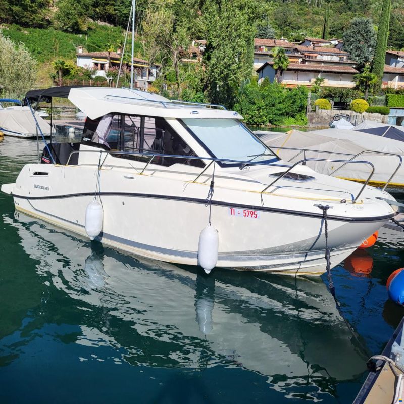 Quicksilver 675 Weekend