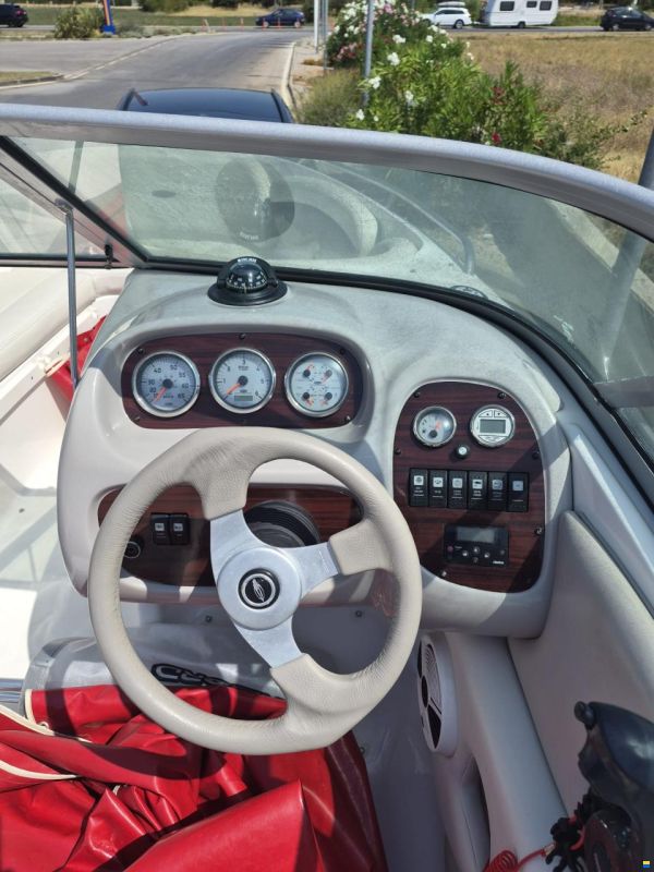 Chaparral ssi 210