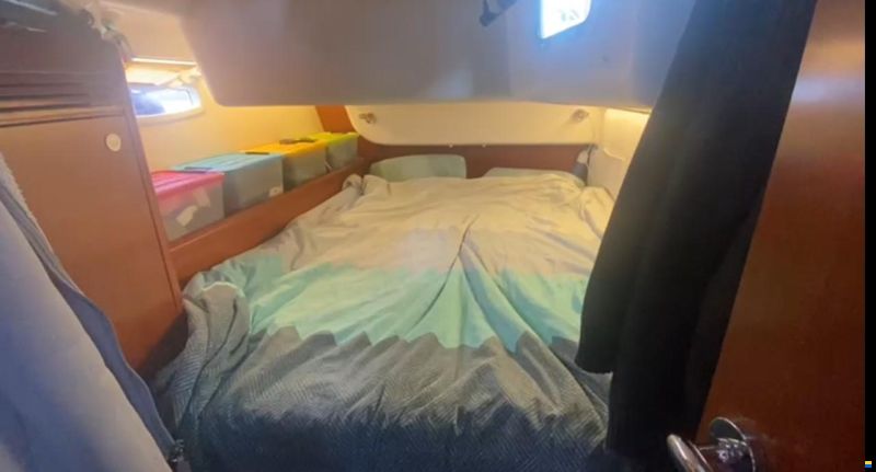 Beneteau Oceanis 43