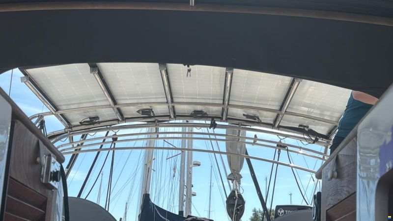 Beneteau Oceanis 43