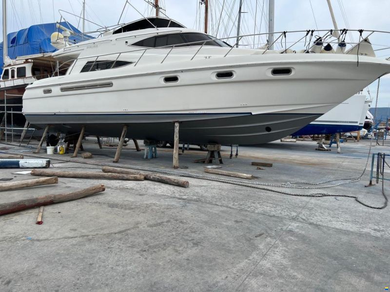 Sealine T52 FLYBRIDGE