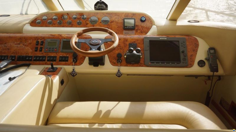 Sealine T52 FLYBRIDGE