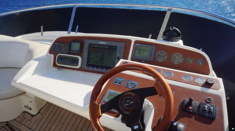 Sealine T52 FLYBRIDGE